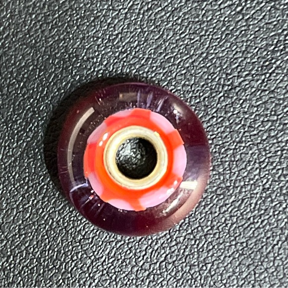 Trollbeads Retired Lilac Shadow - Picture 6 of 7